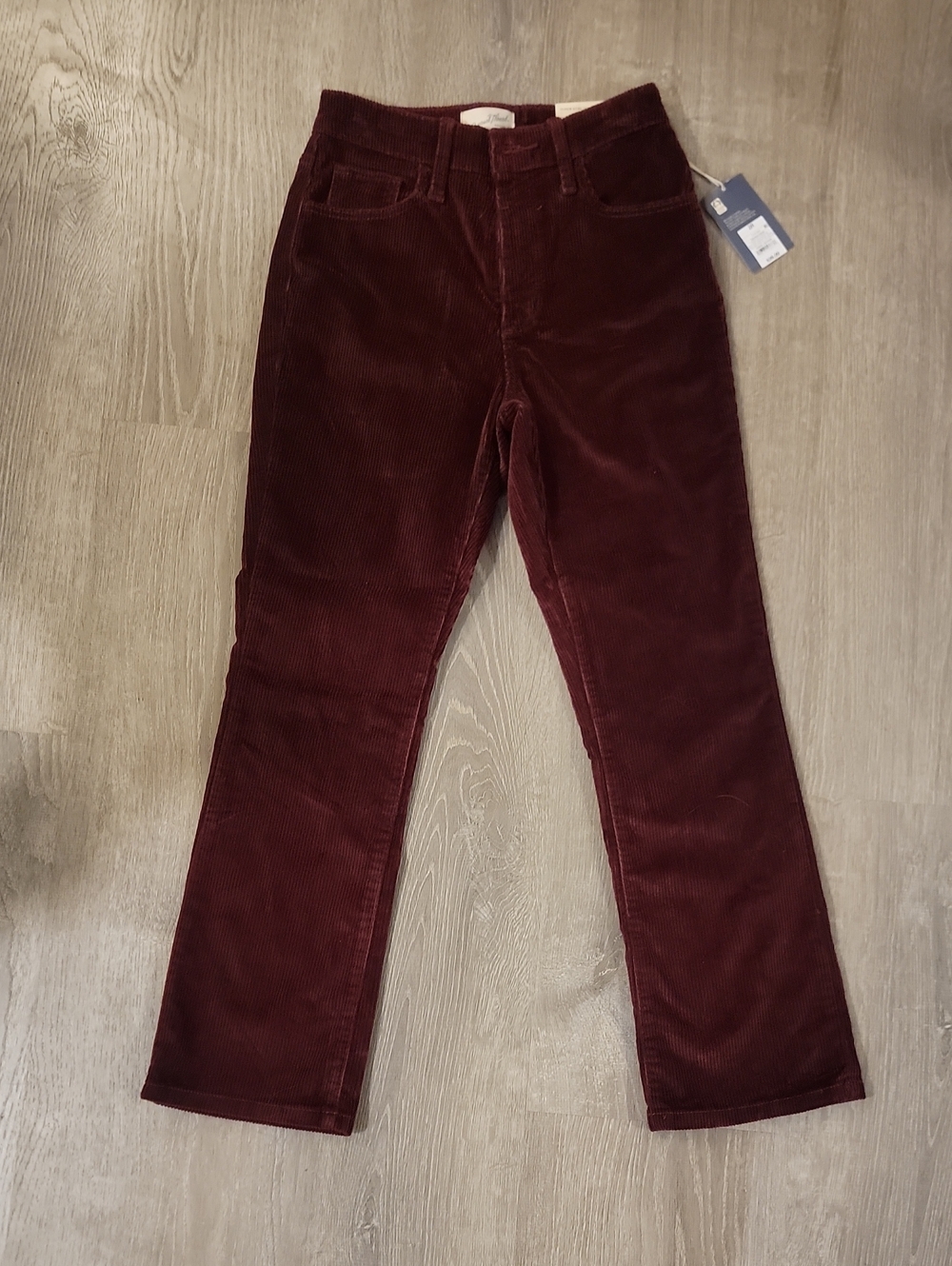 Universal Thread Straight  Corduroy Burgundy Size 2R.  High-rise Ankle Bootcut